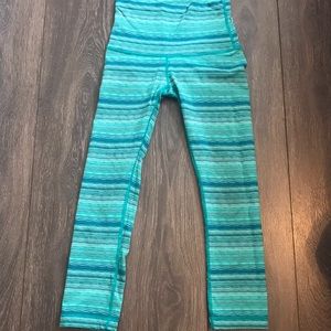 Lululemon pants size 4